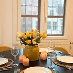 Le Faubourg Suites